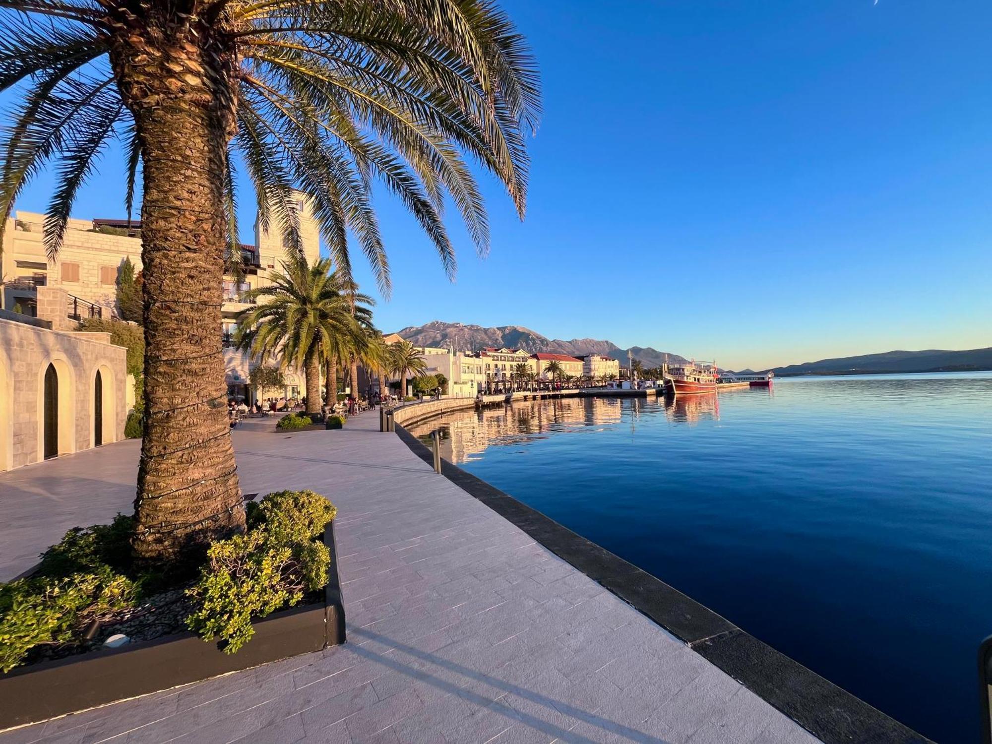 Tivat Apartments Екстериор снимка